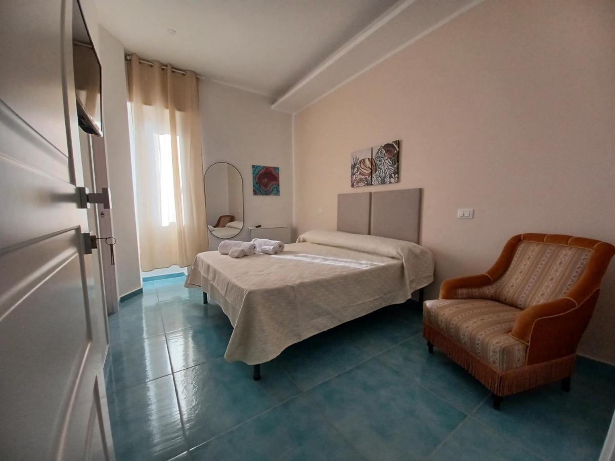 B&B Due Stanzulelle Salerno Buitenkant foto