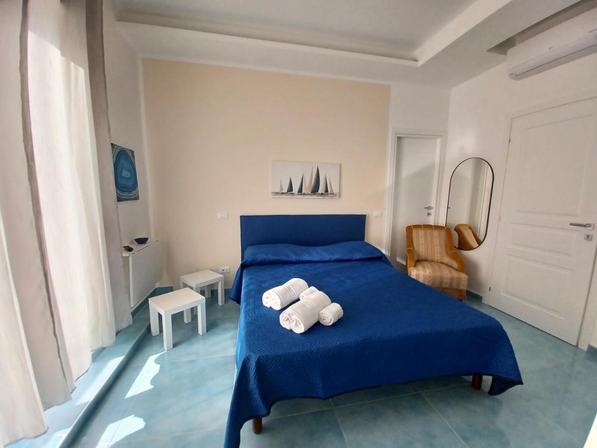 B&B Due Stanzulelle Salerno Buitenkant foto