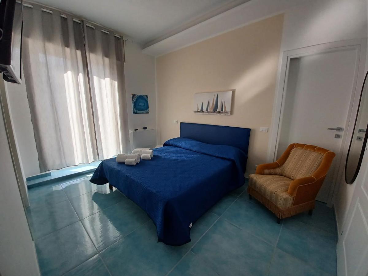 B&B Due Stanzulelle Salerno Buitenkant foto
