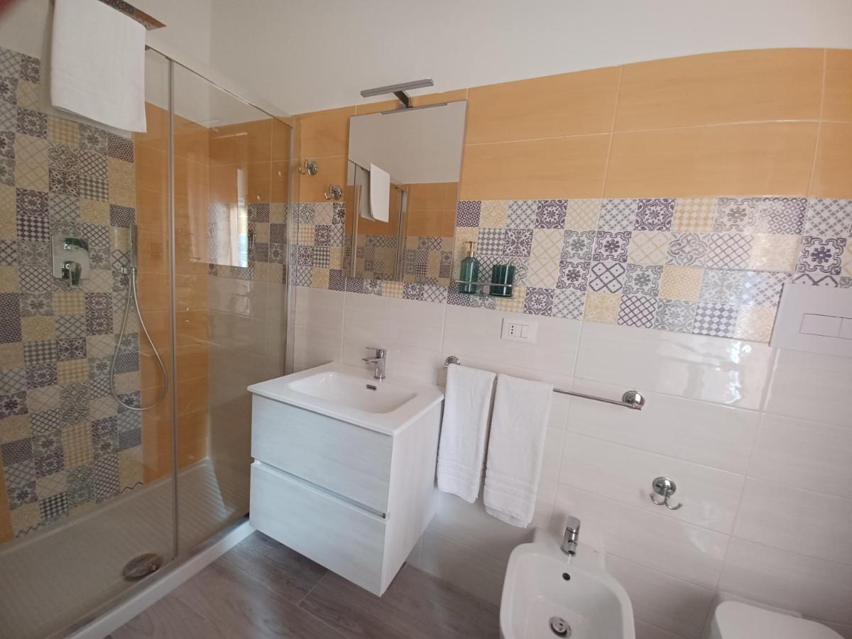 B&B Due Stanzulelle Salerno Buitenkant foto