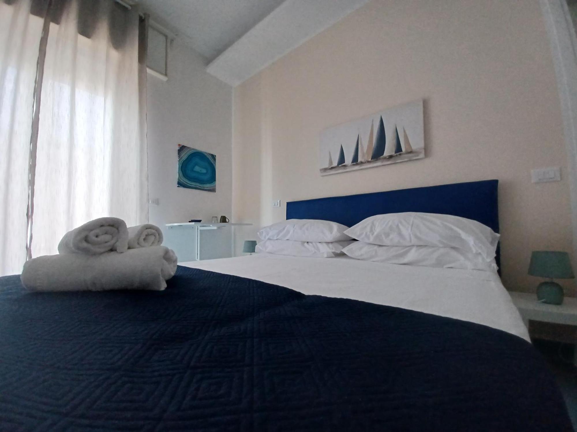 B&B Due Stanzulelle Salerno Buitenkant foto