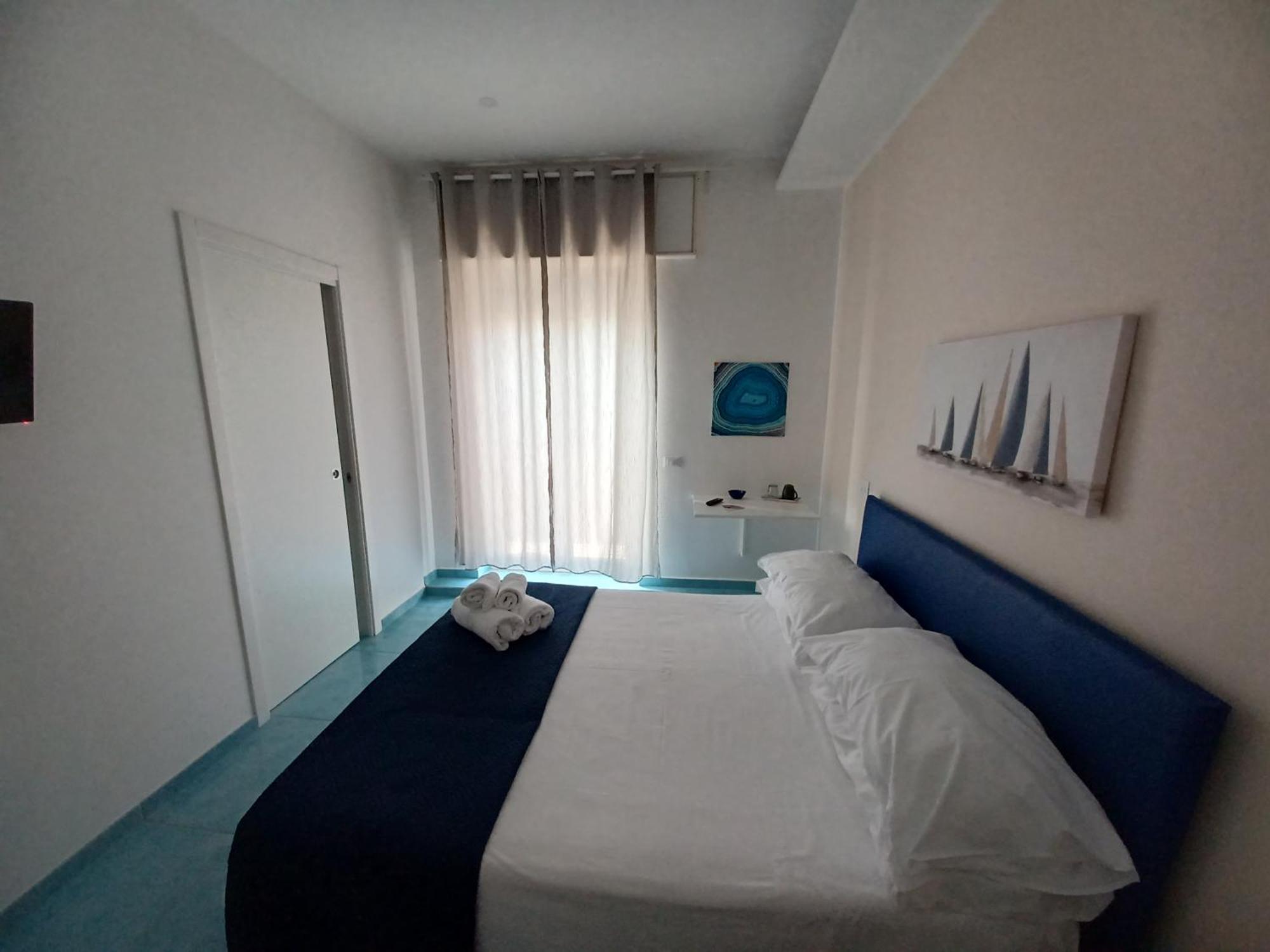 B&B Due Stanzulelle Salerno Buitenkant foto